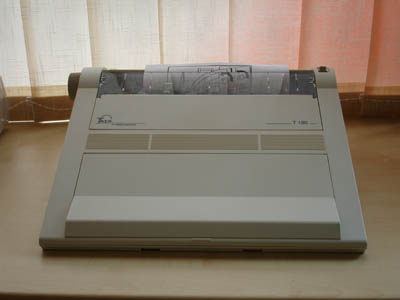 Triumph Adler T 180